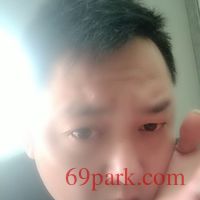 /photo/609066/诱惑自拍/微信图片_20200809132031_1_1_small.jpg