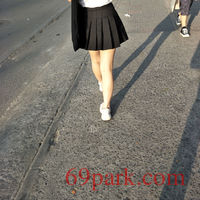 /photo/641024/街头美腿/img20200107164207_1_3_small.jpg