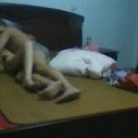 /photo/650705/夫妻自拍/老婆分开腿_1_10_small.jpg