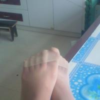 /photo/690978/老婆的肉脚/脚不小哦5_1_2_small.jpg