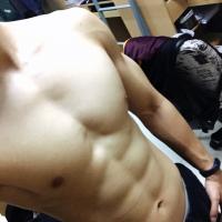 /photo/794988/肉体/f0faece5-b544-4025-9e37-2b895a0_1_1_small.jpg