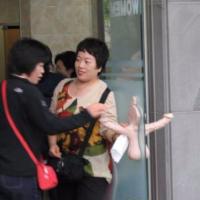 /photo/838494/中年/null-15e28a2ca96fc8c9_1_4_small.jpg