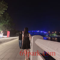 /photo/860015/媳妇生活照/-55e1c5aa412f96b4_1_8_small.jpg