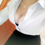 /photo/865700/骚女人/28af166fd12d882b_1_2_small.jpg