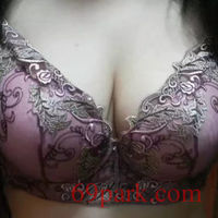 /photo/865763/哪个颜色好看？（美乳）/1596767255134_1_1_small.jpg