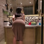 /photo/866676/老婆身材好吗/5387886c-7e9d-48cf-ab50-3f8b417d1ba5_1_9_small.jpg