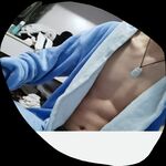 /photo/879518/腹肌/screenshot_20210906_214100_com.huawei.photos_1_1_small.jpg