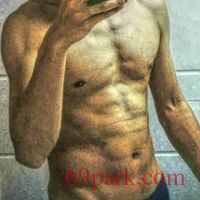 /photo/880558/单男/148190584_1_3_small.jpg